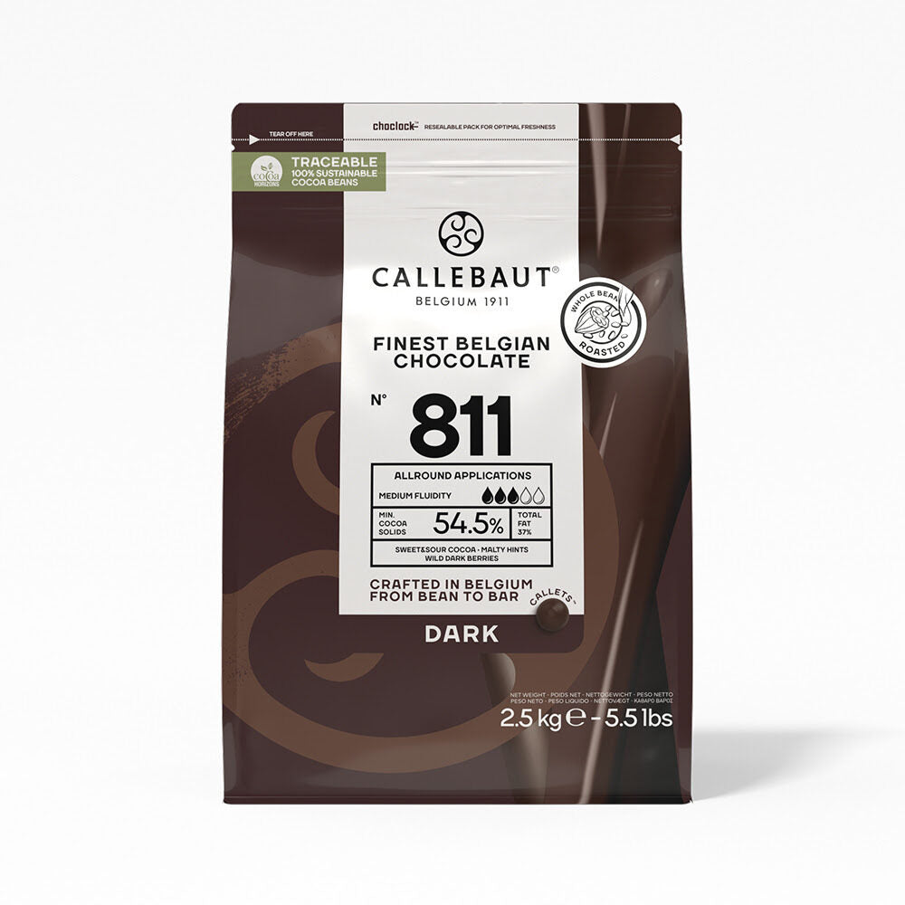 Ciocolata neagra Ciocolata dropsuri	Ciocolata belgiana ciocolata banuti ciocolata fulgi ciocolata pentru topire	ciocolata cofetarie ciocolata praline	ciocolata Callebaut ciocolata Barry Callebaut Ciocolata menaj Ciocolata discuri Ciocolata glazura Ciocolata tort Ciocolata ganache Ciocolata banuti fulgi ciocolata neagra Barry Callebaut ciocolata 811, min 54.5% unt de cacao – ciocolata pentru topire belgiana fina, cofetarie, torturi, prajituri, ganache, glazuri si ciocolata discuri praline 2.5 kg