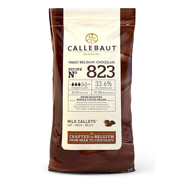 Barry Callebaut ciocolata cu lapte belgiana specialitate premium 823 dropsuri de ciocolata Callebaut fina cu lapte 33 6% cacao 1 kg ciocolata ganaj decoratie torturi prajituri fructe candybar cafetarie laborator master chef 811 W2 70%